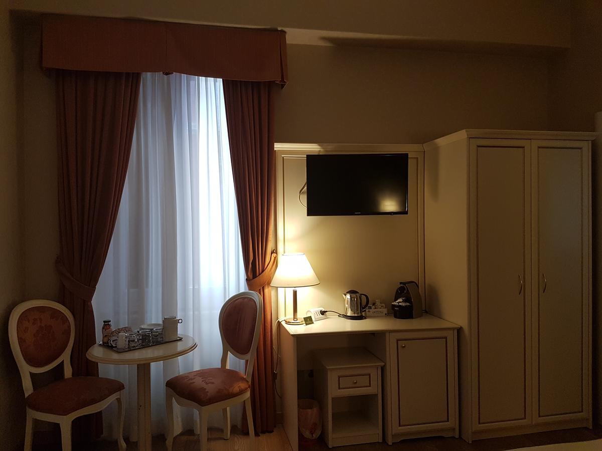 Relais Bocca Di Leone 3* Rom